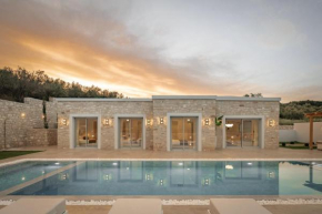 Ayali Villa I, a divine luxury homestay, By ThinkVilla